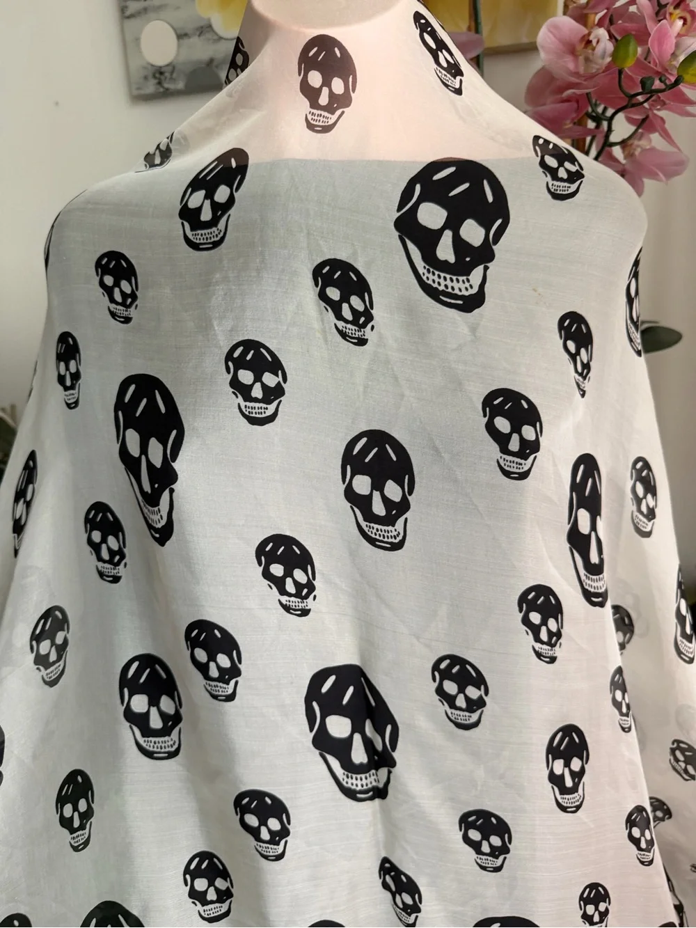 Alexander McQueen Skull Print Sheer Scarf - White and Black -